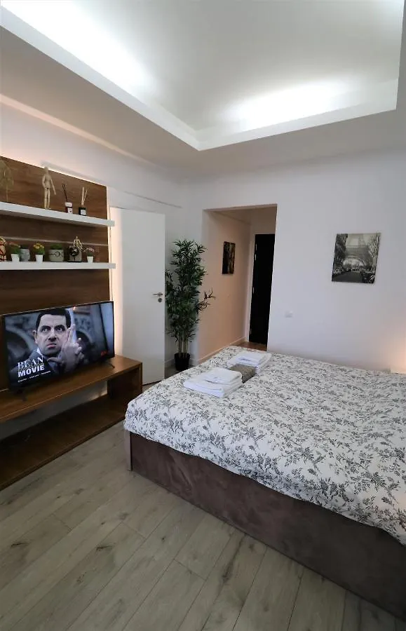 Charming City Center Apartment - Free Minibar Bucharest