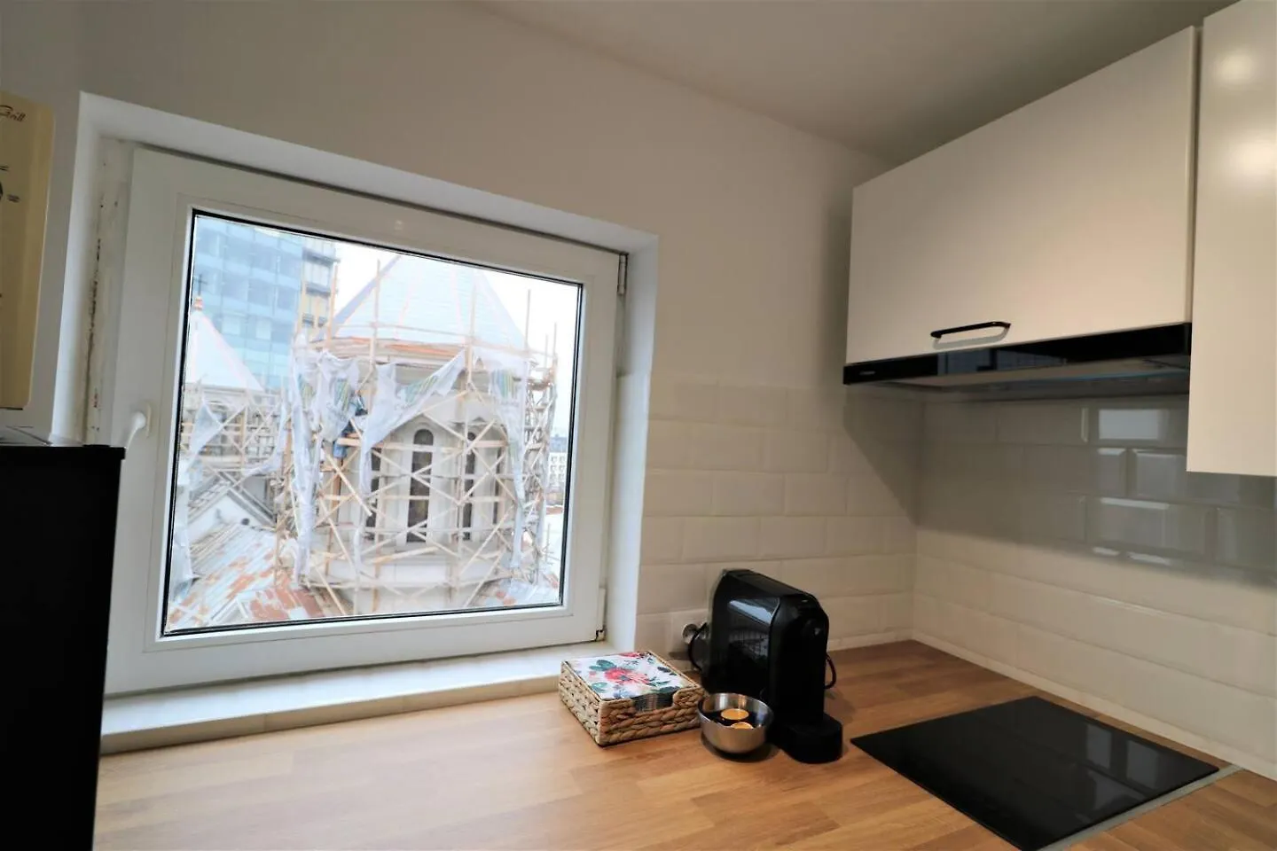 Charming City Center Apartment - Free Minibar Bucharest
